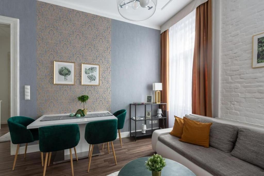 Appartement Chic, Captivating Space Near Opera House à Budapest Extérieur photo