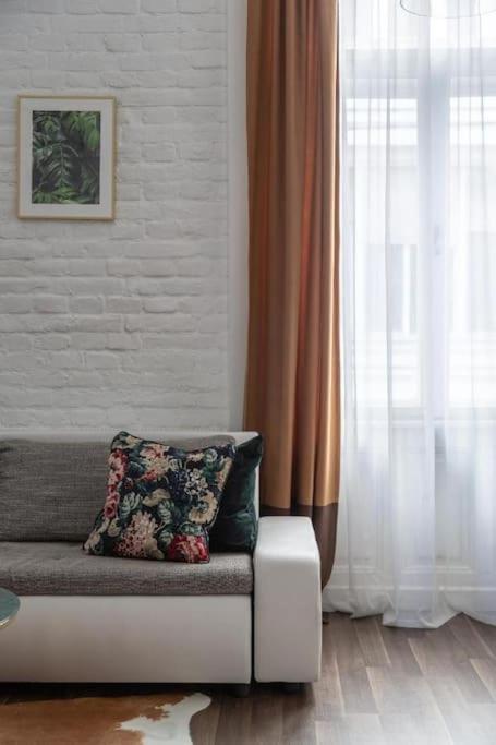 Chic, Captivating Space Near Opera House Budapest Extérieur photo